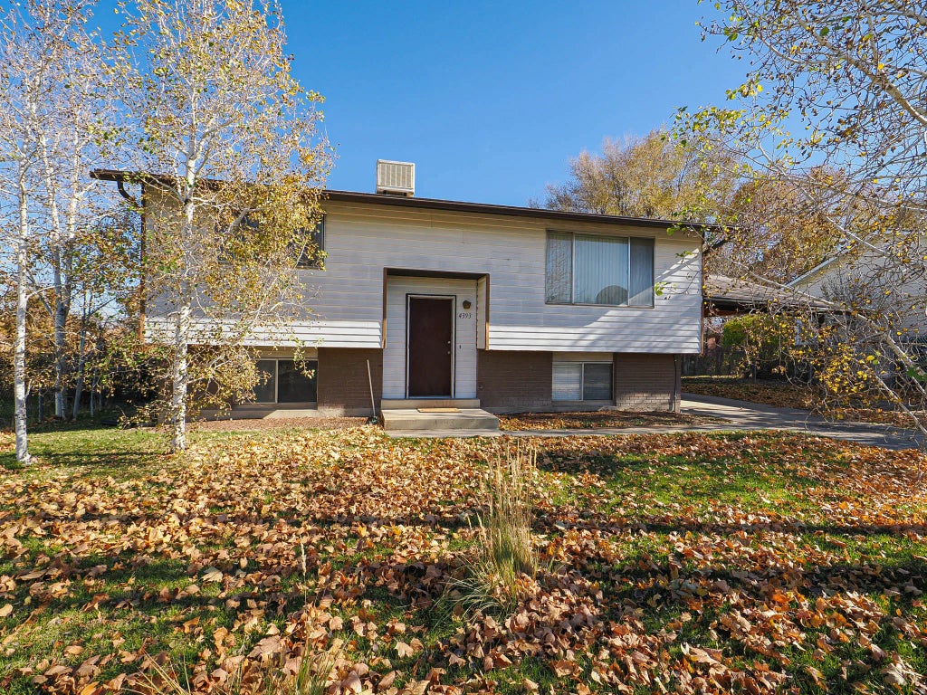 4393 S Wormwood Dr, West Valley City