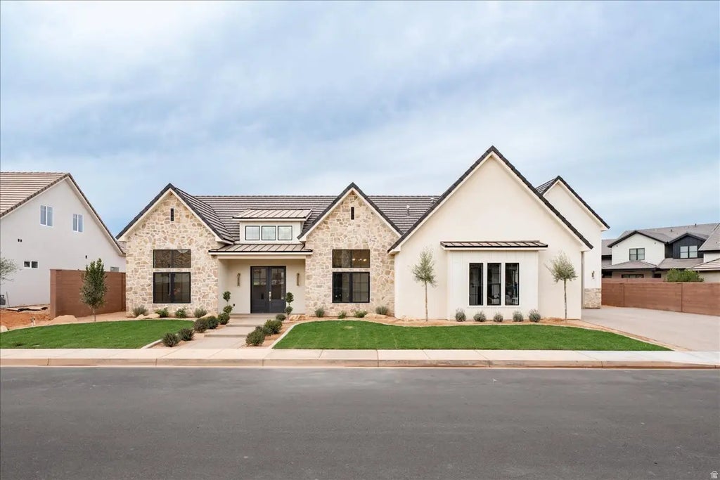 4848 S Homestead Way, Washington