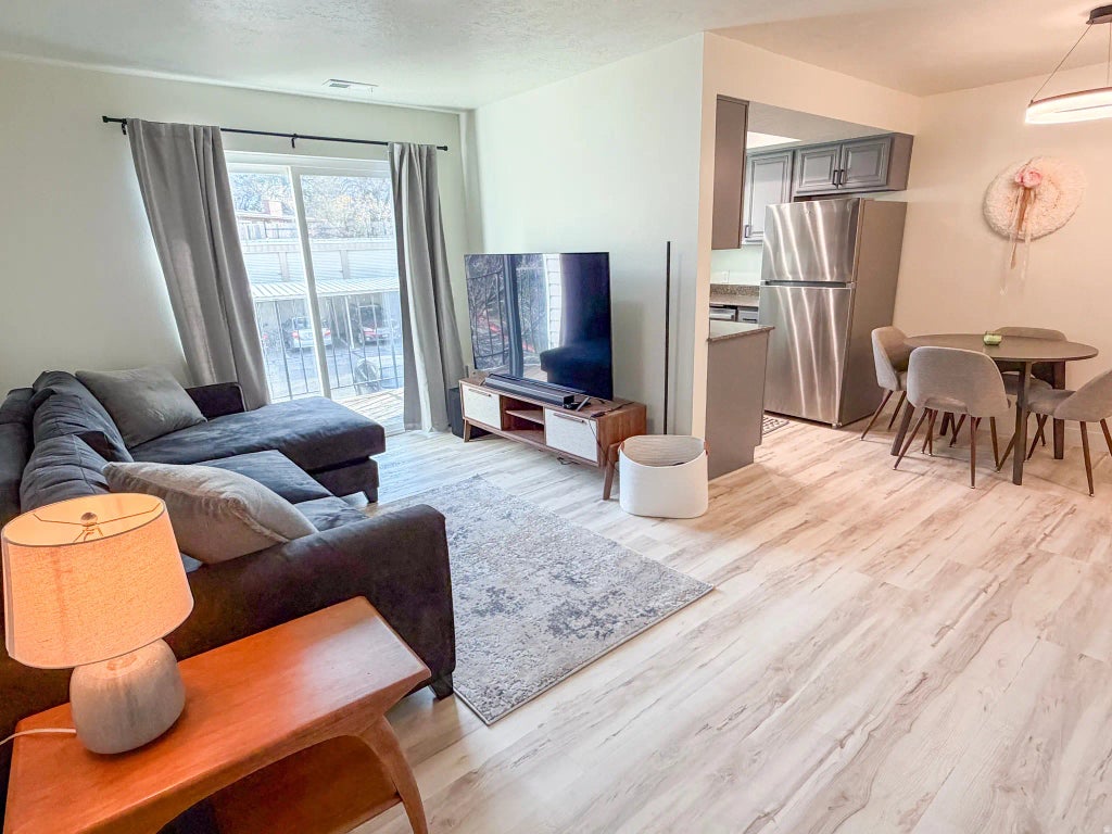 4620 S Quail Park Dr E L, Millcreek