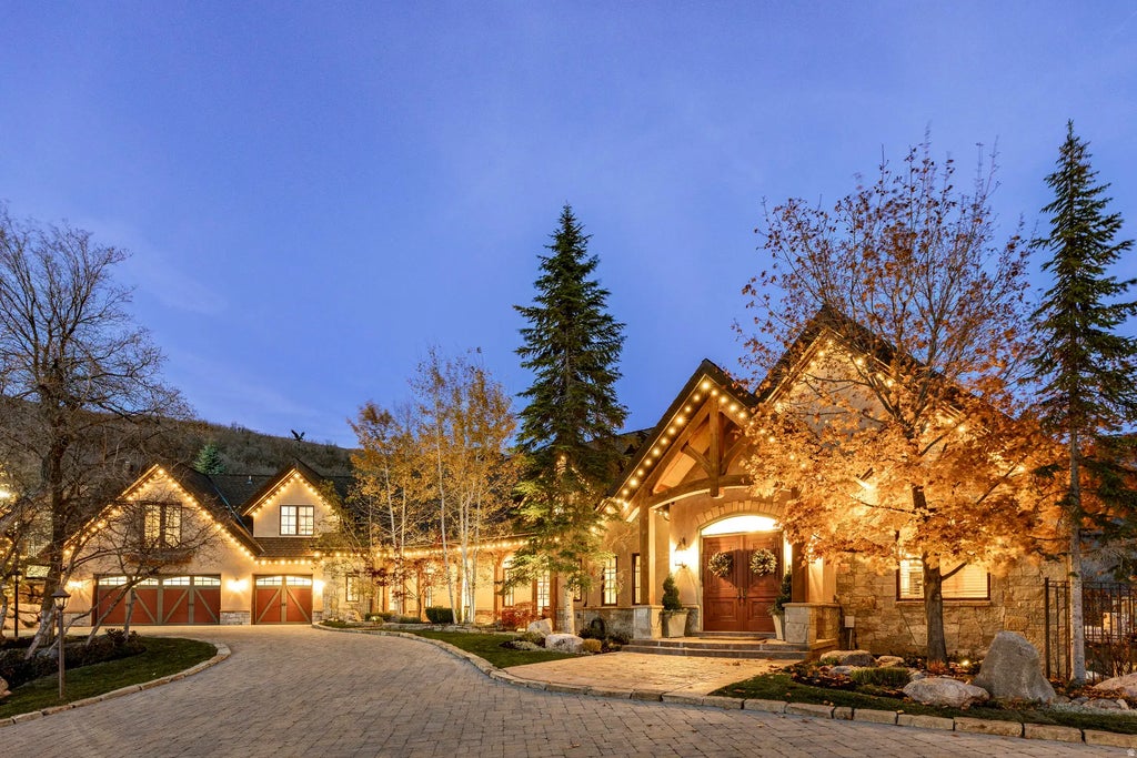 2091 Windsor Park Cir, Bountiful