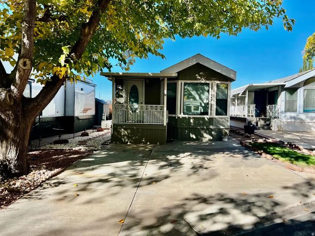 1160 E Telegraph St 12, Washington