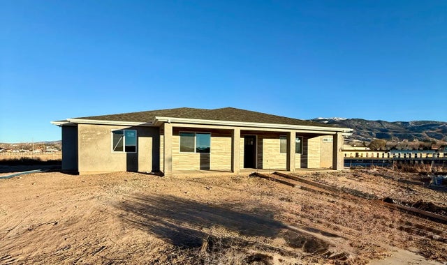 985 E Winchester Dr, Enoch