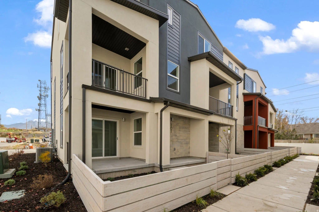 931 W Coalburn Unit 101 Way 7-58, Murray