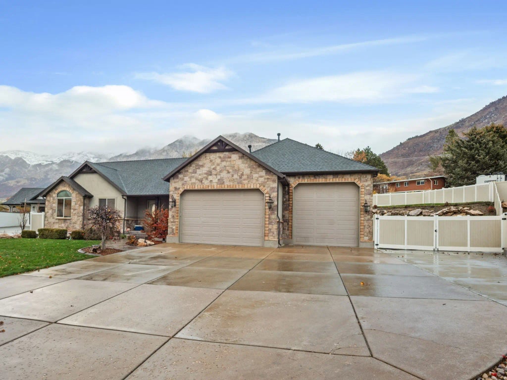 1348 E 2450 N, North Ogden