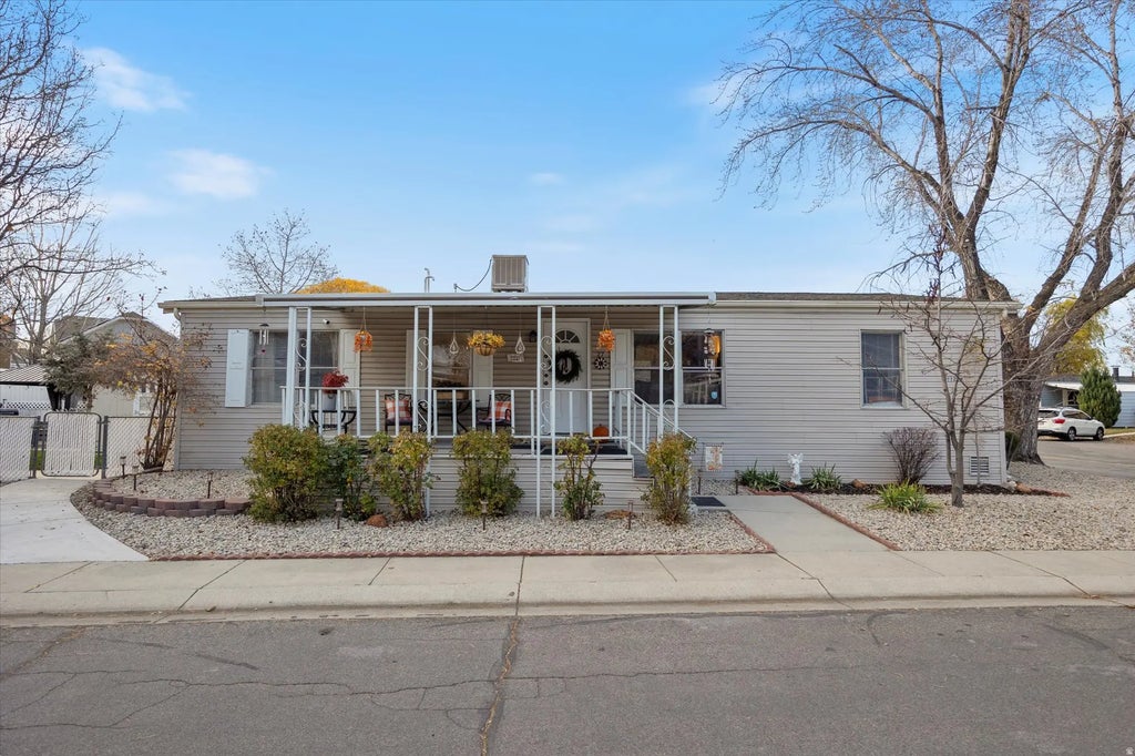 11228 S Jordan Vw 27, Sandy