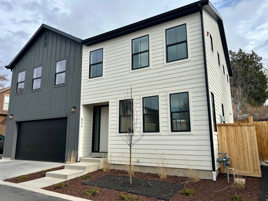 571 S Mcclelland St, Salt Lake City