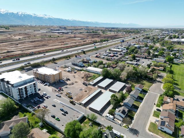 2087 N Main St N, Clearfield