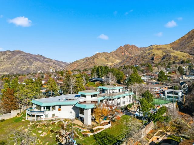 2790 E Lancaster Dr S, Salt Lake City