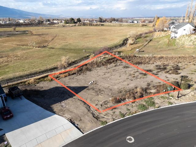 69 N 850 W 89, Hyrum
