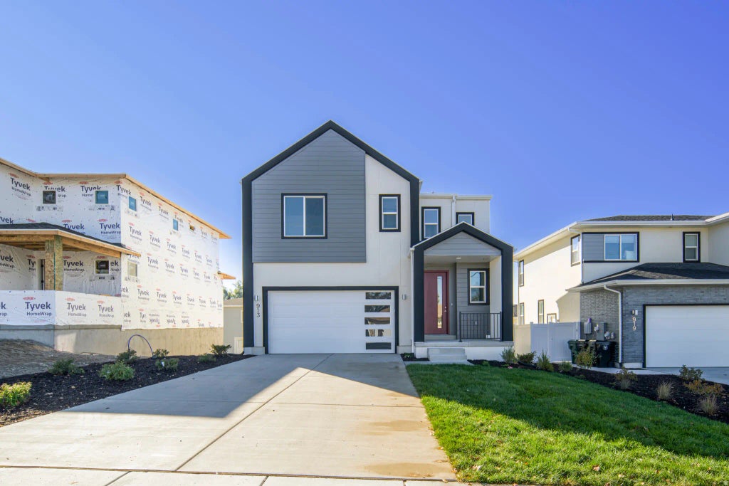 913 W Bullion St 10, Murray