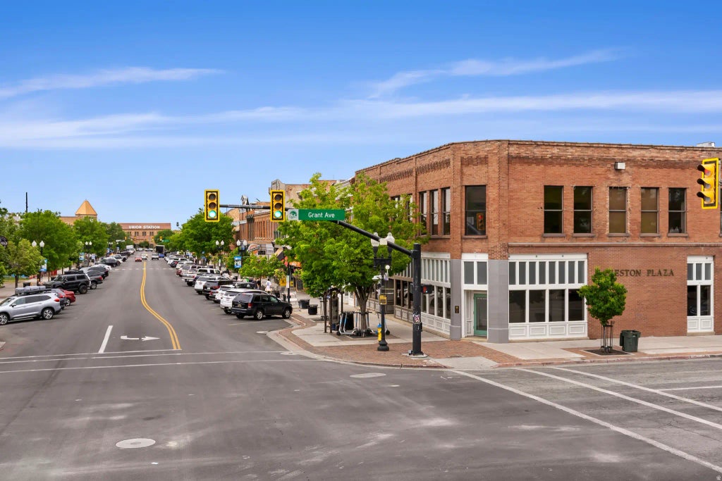 290 E 25th St S, Ogden