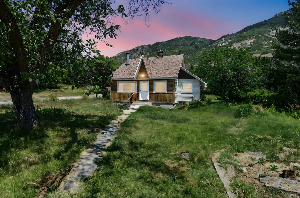 1734 N Fruitland Dr E, Ogden