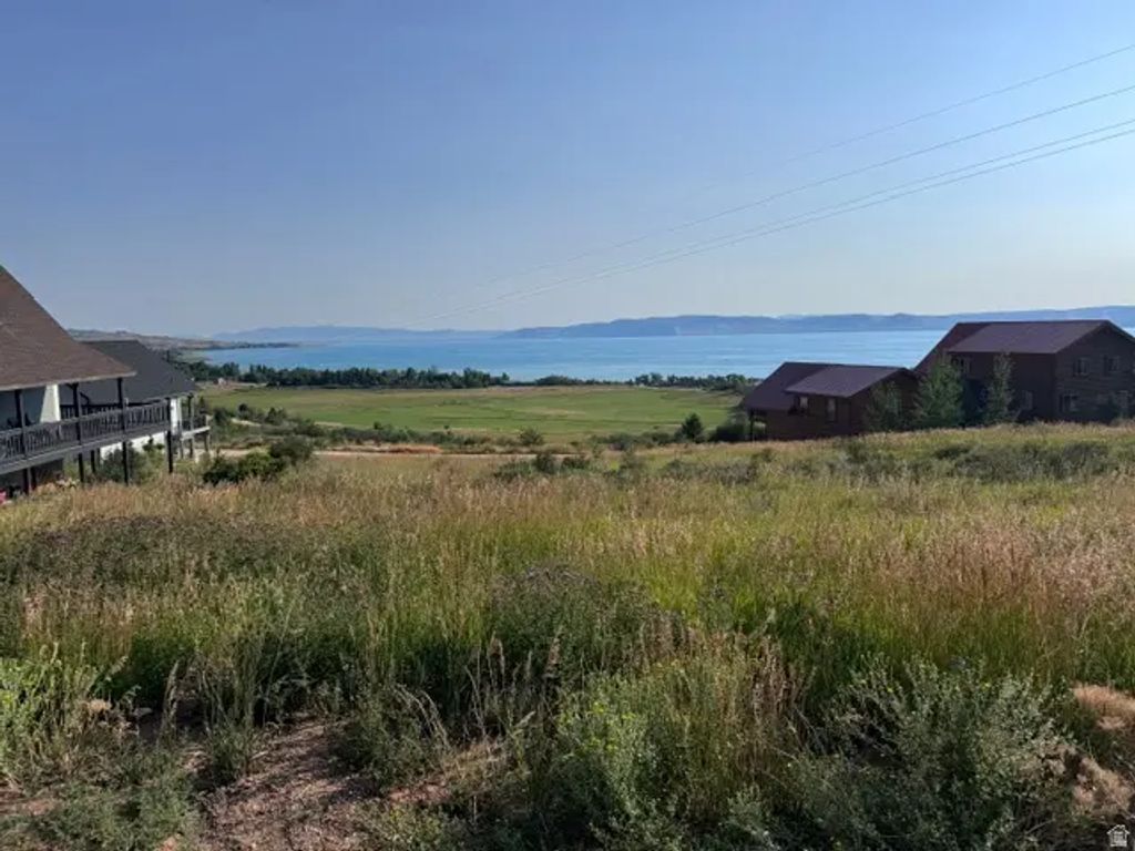 1470 N Trapper Loop, Garden City