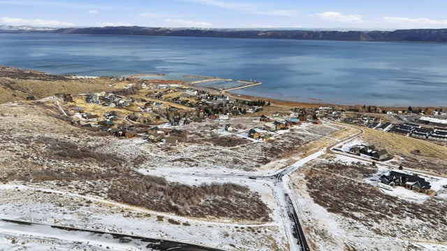 569 N Crestview Rd 49, Garden City