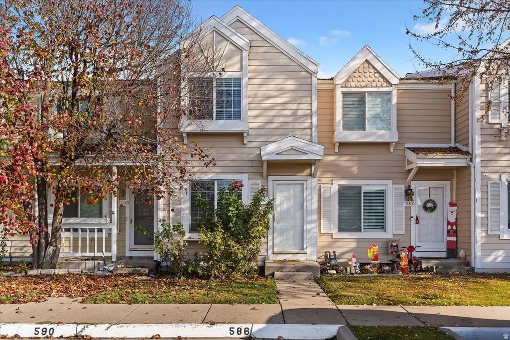 586 W 1950 N, Centerville