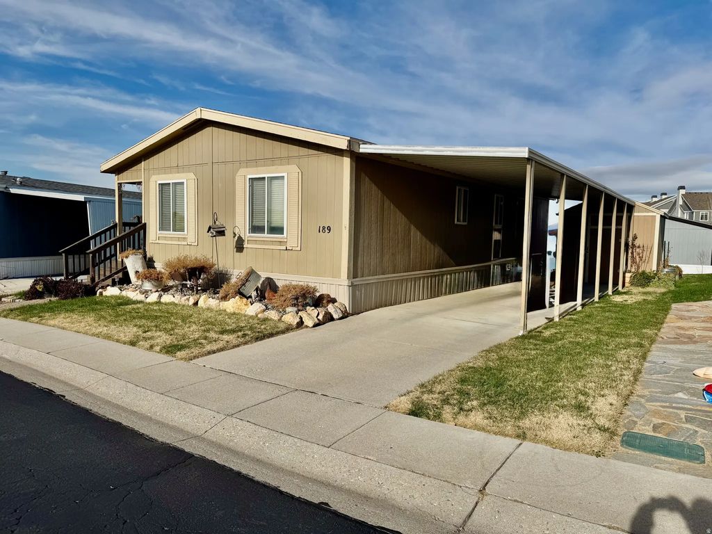 3750 S Midland 189, Roy