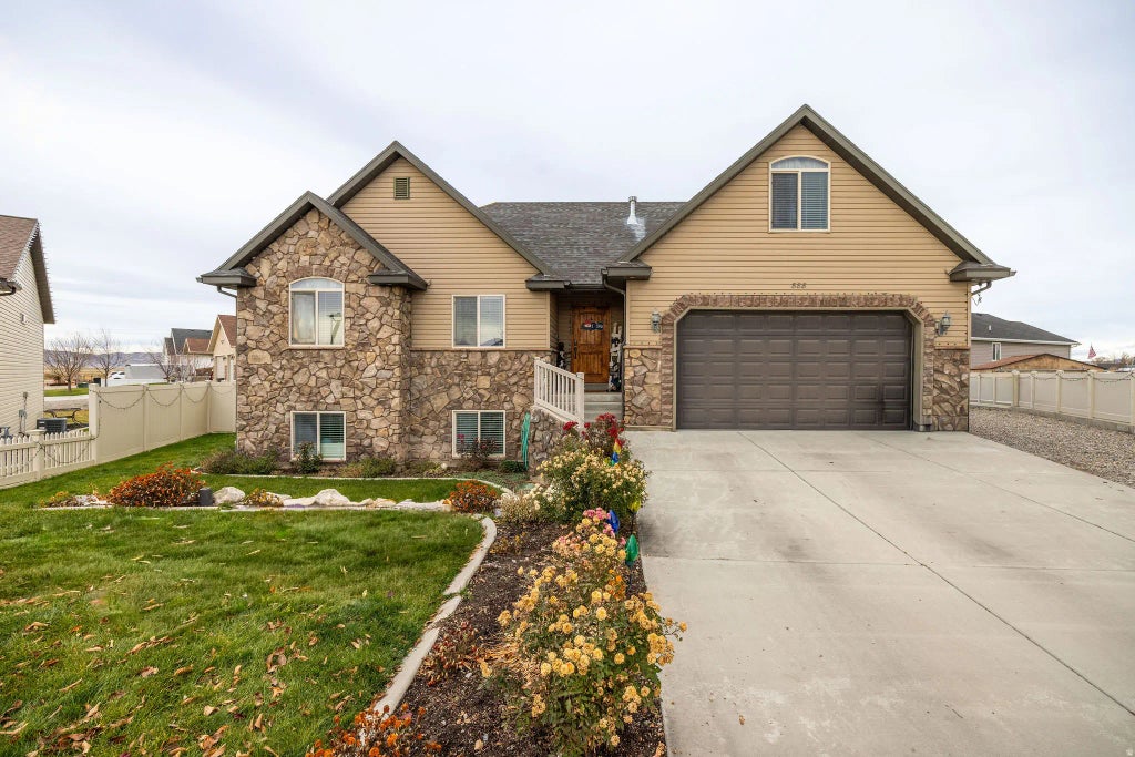 888 W 460 S, Tremonton