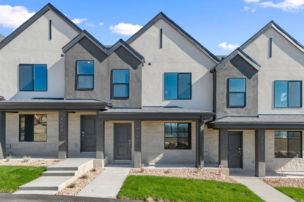 4263 N 325 E 1413, Lehi