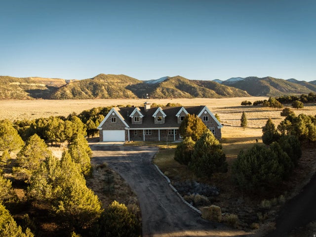 2250 E Paunsaugunt Dr, Hatch