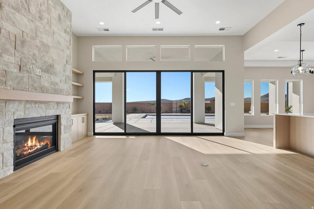 997 W 1800 S, Hurricane