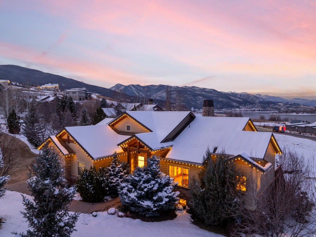 946 S Meadow Lark Ln E, Huntsville