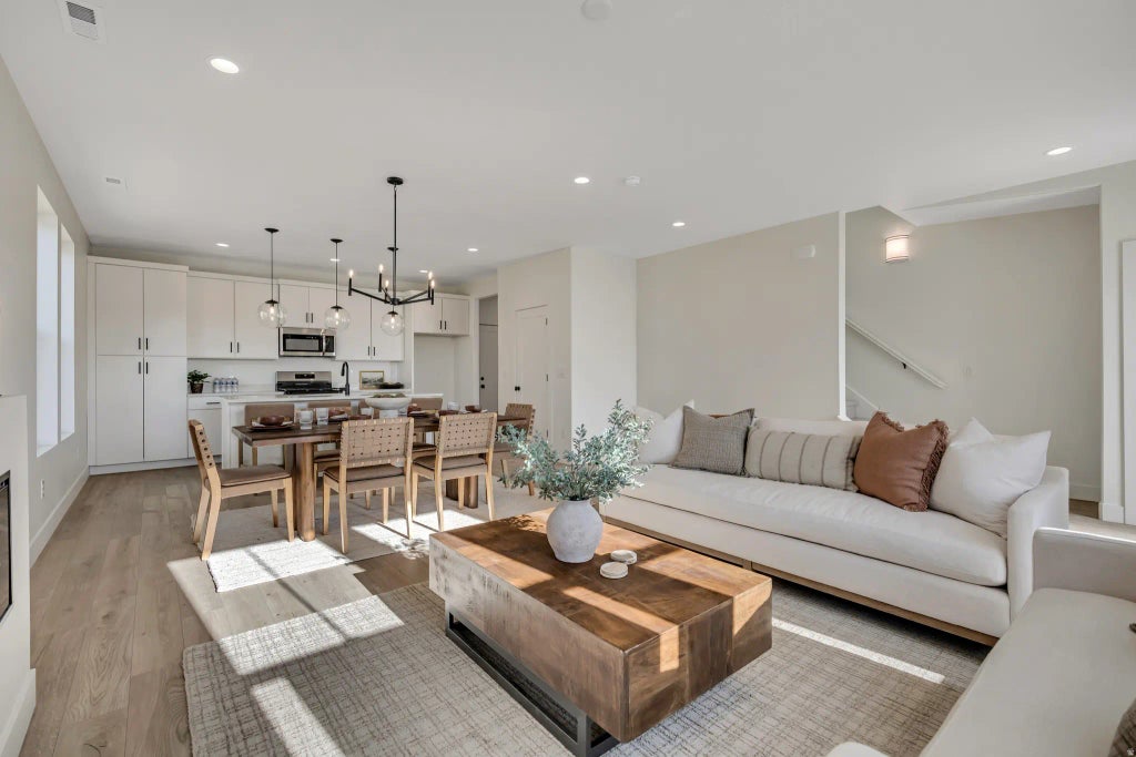 7002 W Hidden Hills Way S 183, West Jordan