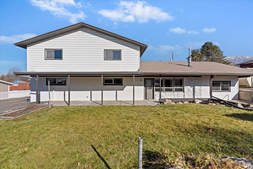19 E North Canyon Rd, Bountiful