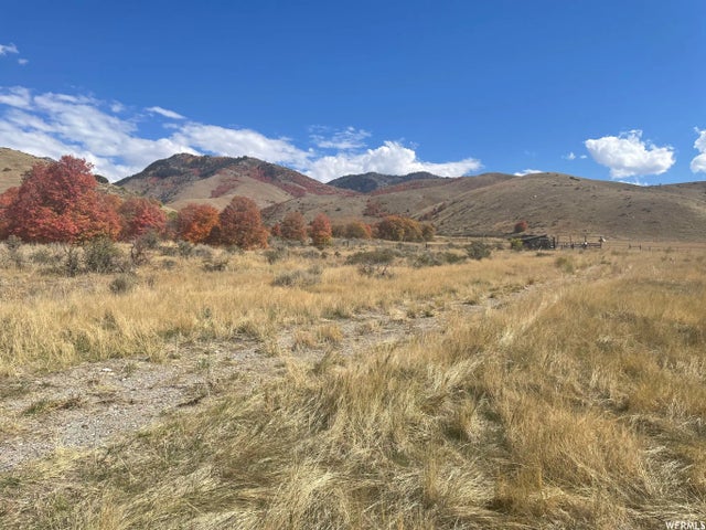 1400 E 300 S, Smithfield