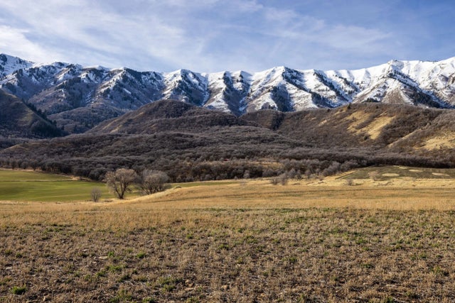 2500 S 6400 W, Mendon