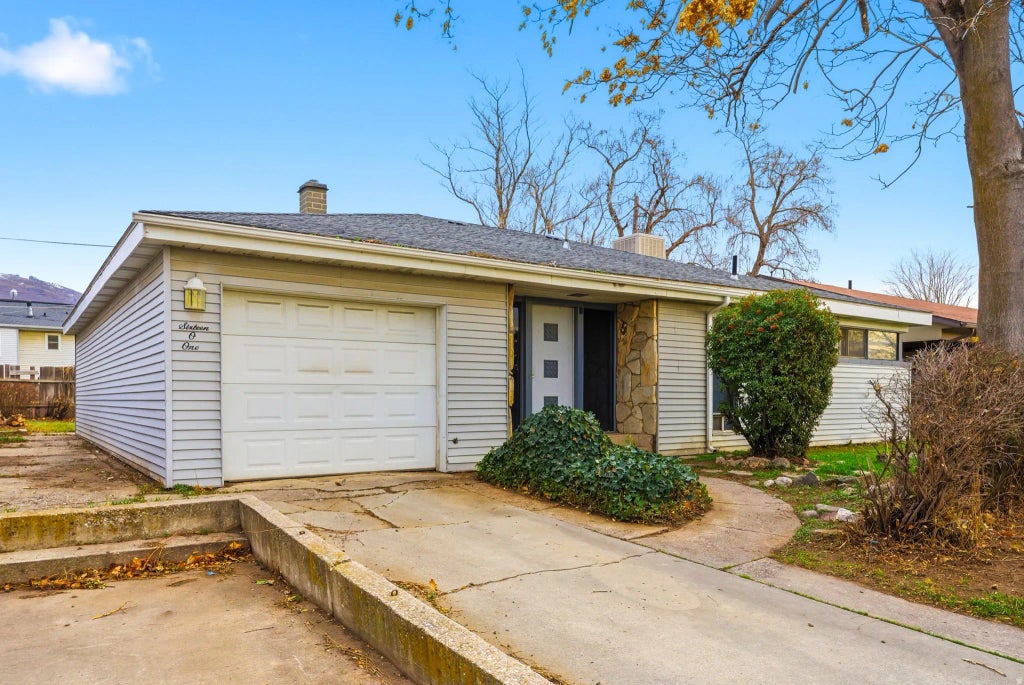 1601 S 700 W, Woods Cross