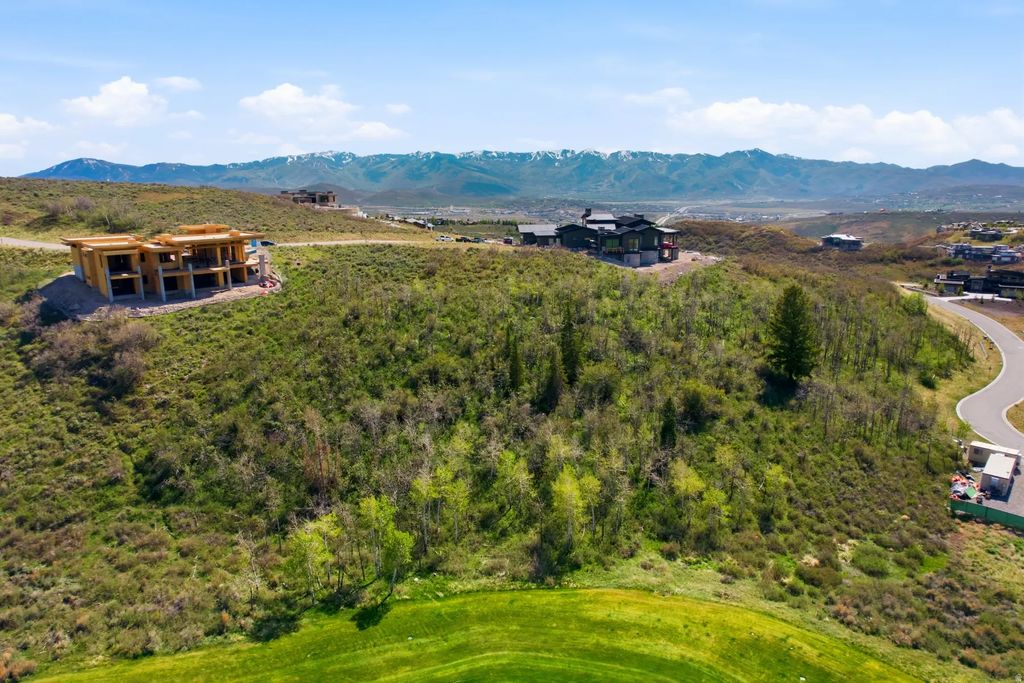 4363 Pinnacle Sky Loop 30, Park City