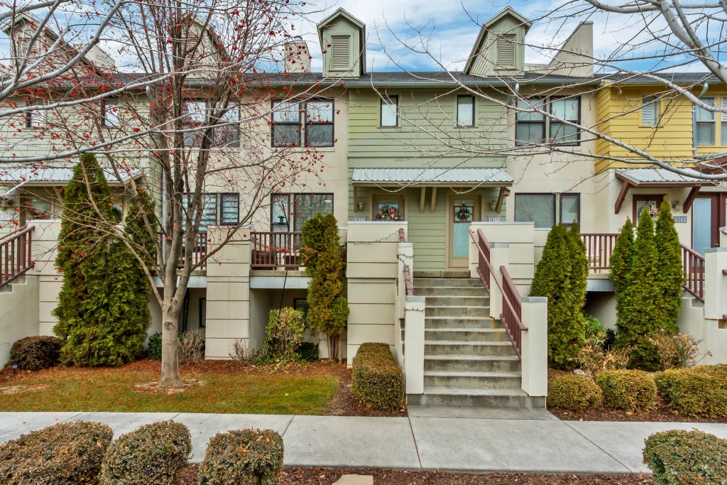 11386 S Okanogan Ln, South Jordan