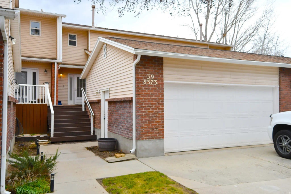 8373 S 1100 E 39, Sandy