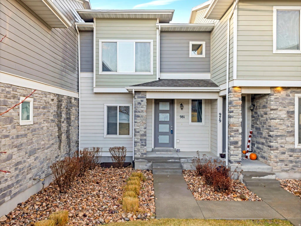 981 W Cyan Valley Way, Bluffdale