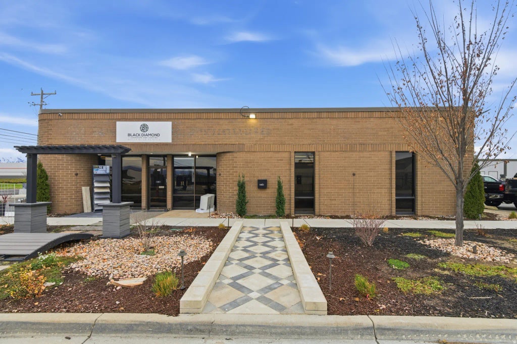 2170 S 3600 St W, West Valley City