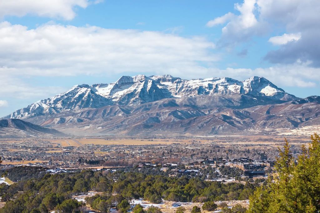 2877 E La Sal Peak Dr 606, Heber City