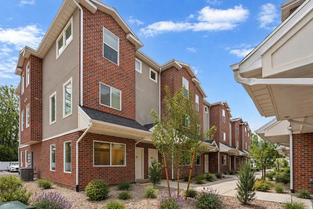 447 W 950 S, Ogden