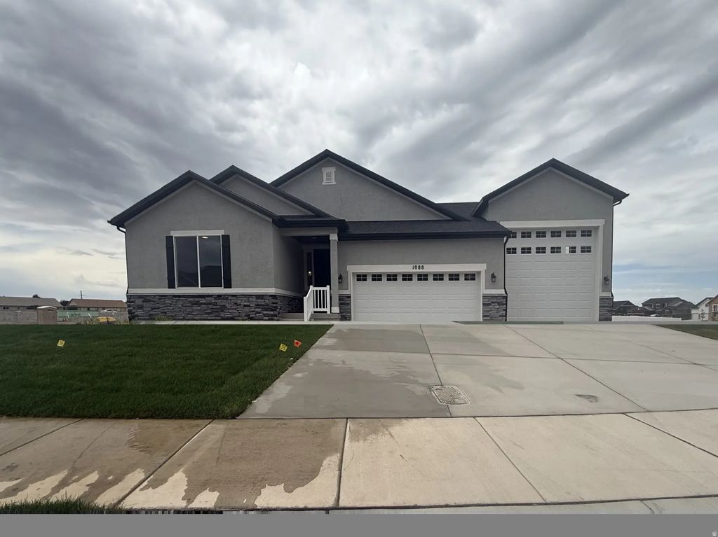 1088 S 3100 E 316, Spanish Fork