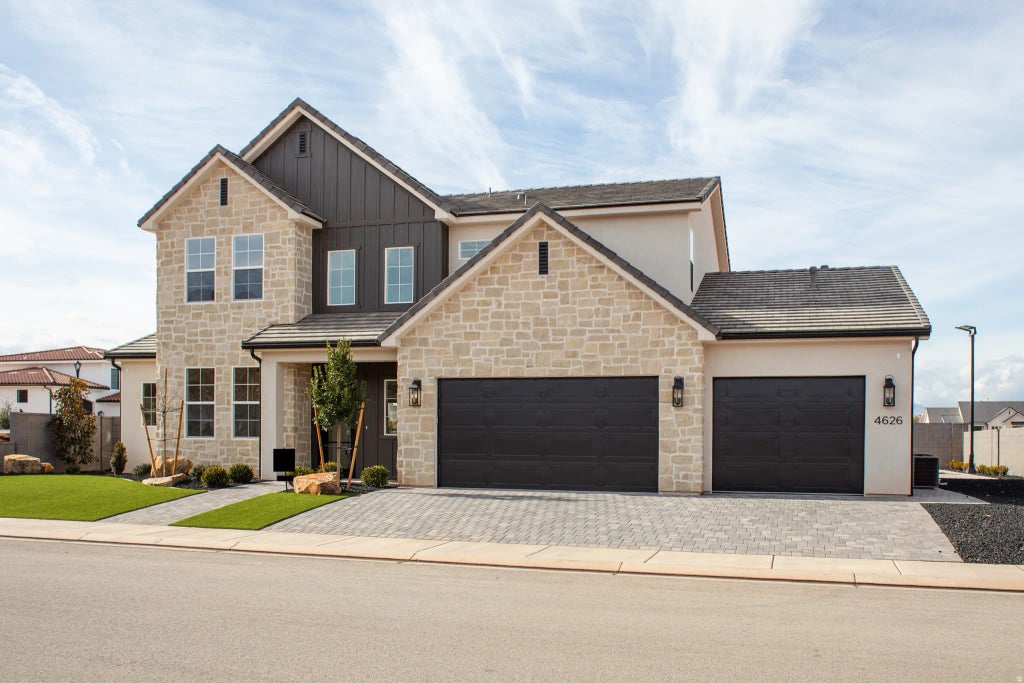 4626 S 380 E, Washington