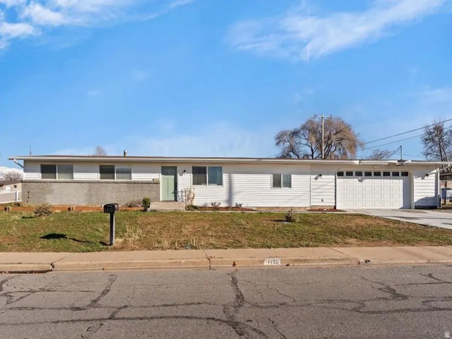 1168 N 250 W, Sunset