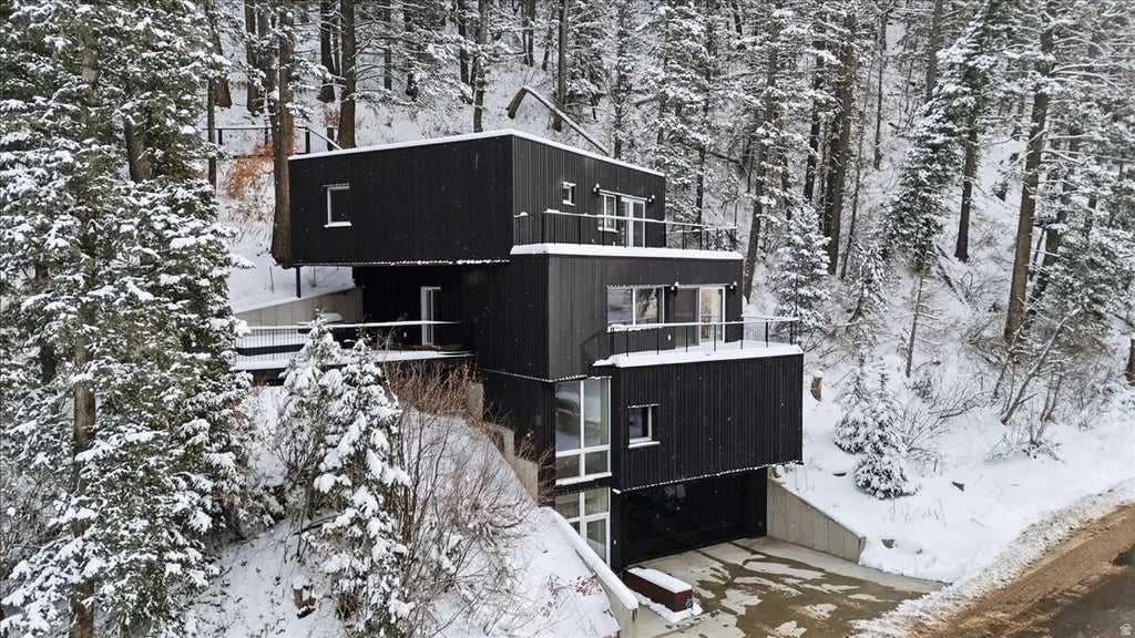 635 Parkview Dr, Park City