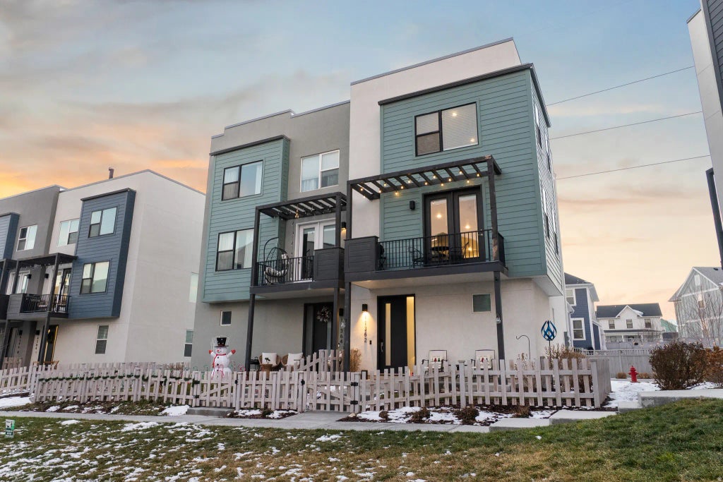 11362 S Willow Walk Dr, South Jordan