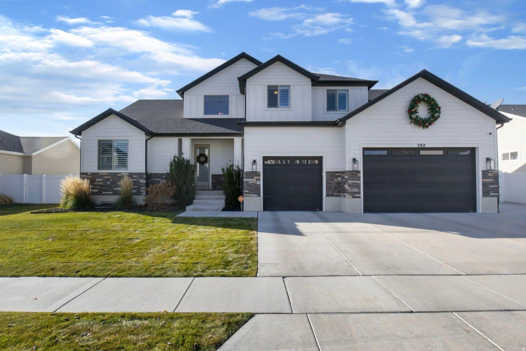 592 S 2150 W, Lehi