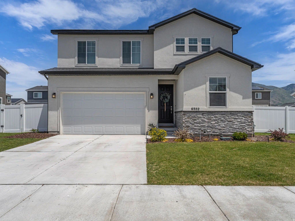6352 N Canter Dr E, Stansbury Park