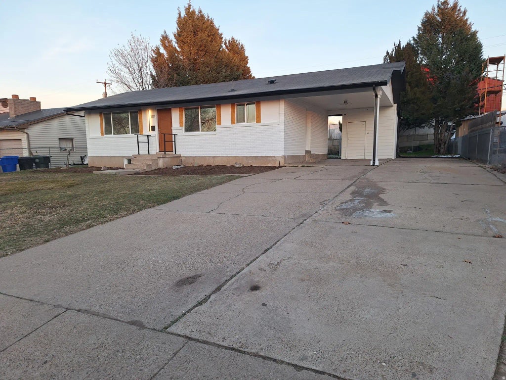 1226 N 450 W, Sunset