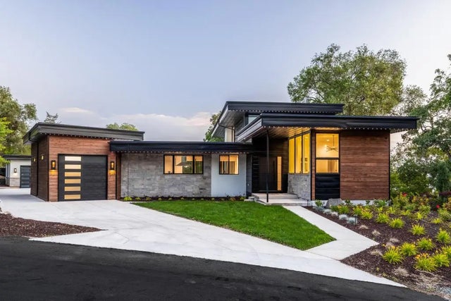 1668 E Forest Hills Dr, Millcreek