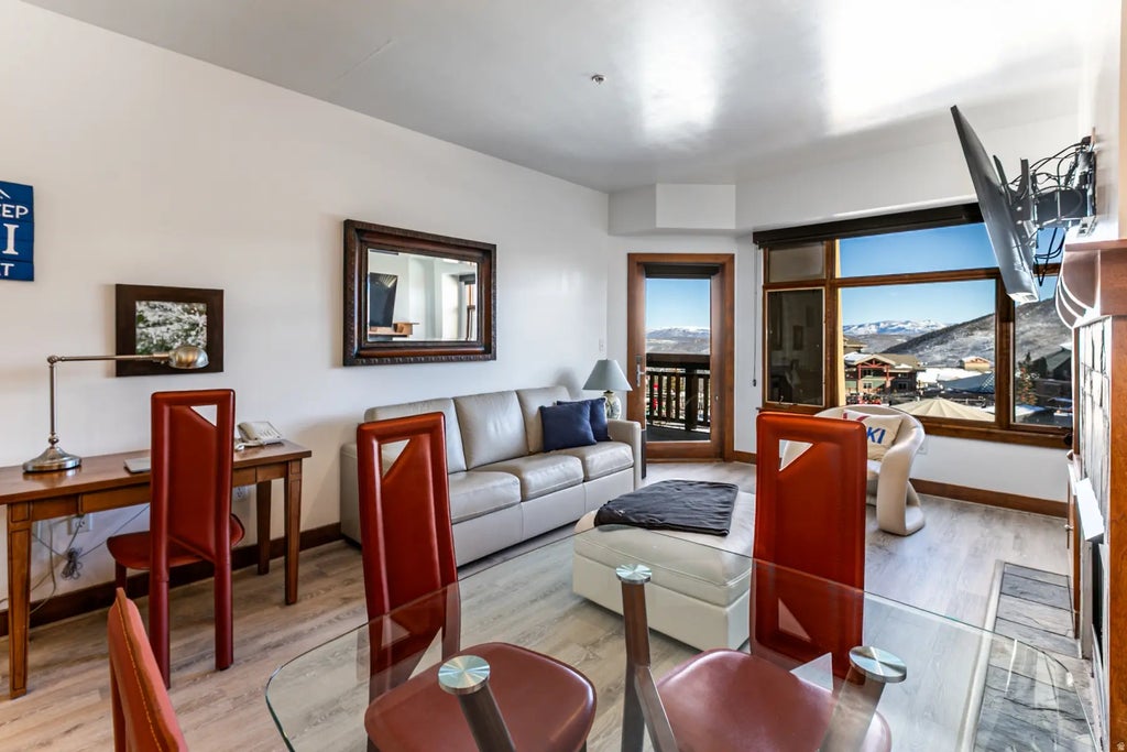 3720 Sundial Ct N B-319, Park City