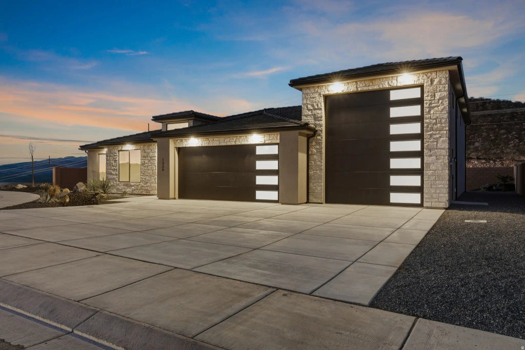 1566 W 540 N, Hurricane