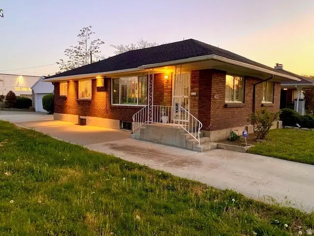 672 E Redondo Ave S, Salt Lake City