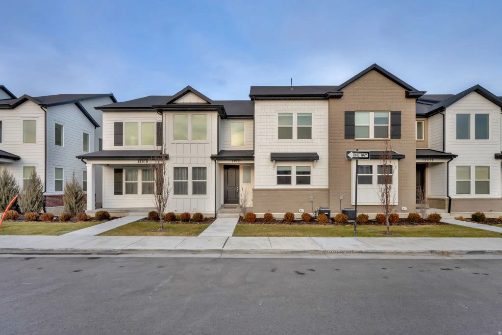 13921 S Little Ridge Ln, Herriman